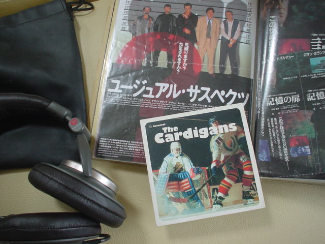 Cardigans&SONYHeadHone＆Cinemamemories.JPG